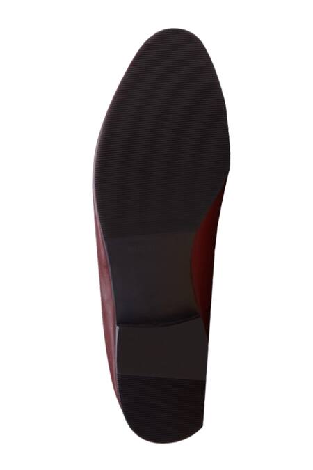 Buy_Baron & Bay_Maroon Plain Burgundy Napa Leather Tapered Front Shoes _Online_at_Aza_Fashions