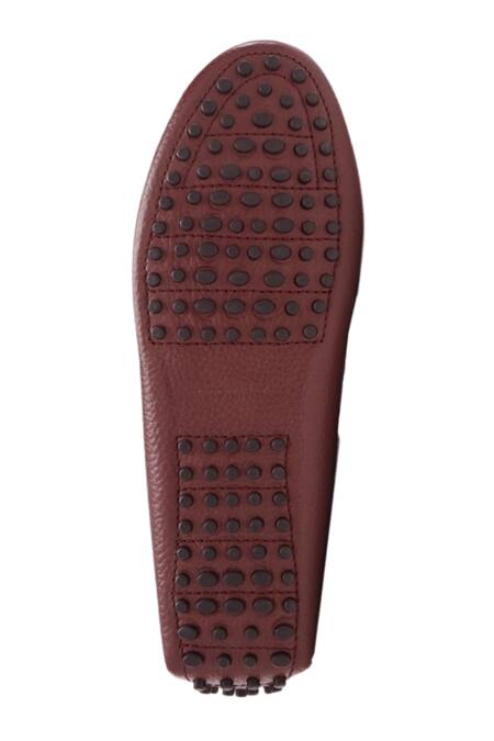 Baron & Bay_Maroon Marino Milled Round Toe Textured Shoes  _Online_at_Aza_Fashions