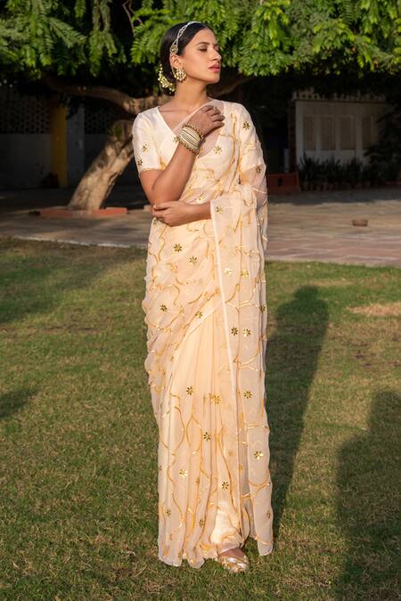 Geroo Jaipur_Beige Chiffon, Crepe Gota Patti Work Saree With Unstitched Blouse Piece _Online_at_Aza_Fashions