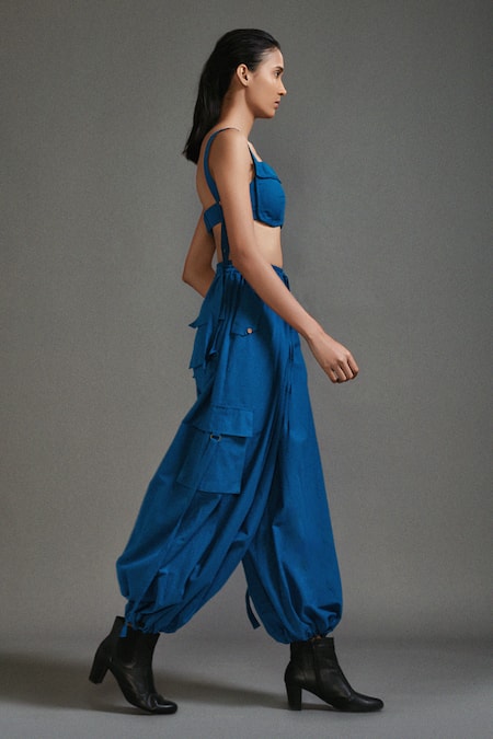 MATI_1_Blue Cotton Square Neck Pocket Corset Crop Top With Baggy Cargo Pant _at_Aza_Fashions
