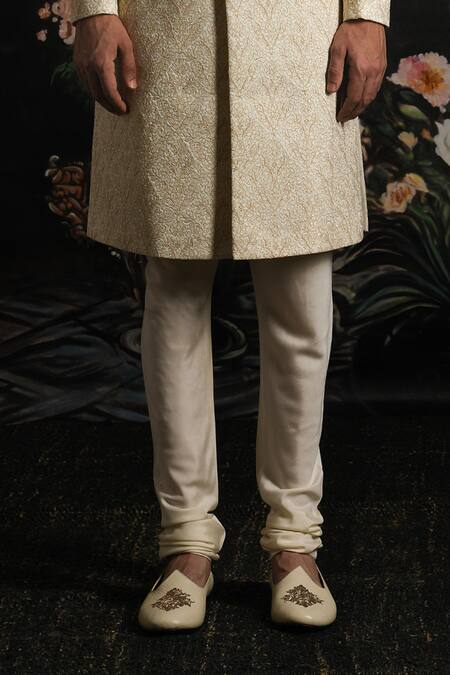 Punit Arora_Ivory Silk Embroidered Leaves Zari Sherwani Set _Online_at_Aza_Fashions