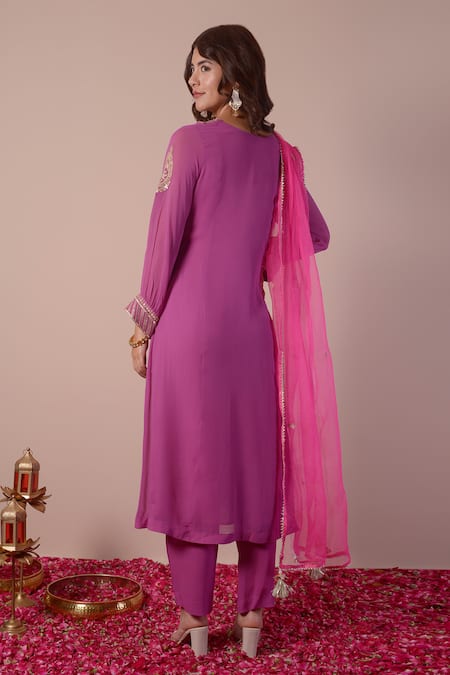 Shop Surabhi Arya Purple Georgette, Organza Gota Patti, Sequins, Embroidery Split V-neck Kurta Set at Aza Fashions Shop_Surabhi Arya_Purple Georgette, Organza Gota Patti, Sequins, Embroidery Split V-neck Kurta Set _at_Aza_Fashions