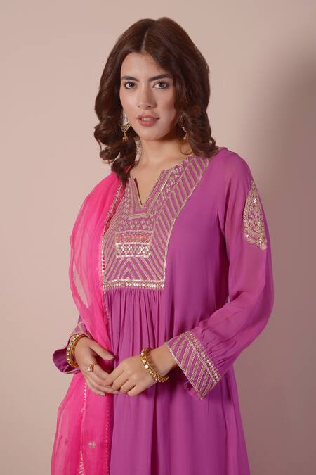 Surabhi Arya Purple Georgette, Organza Gota Patti, Sequins, Embroidery Split V-neck Kurta Set Online at Aza Fashions Surabhi Arya_Purple Georgette, Organza Gota Patti, Sequins, Embroidery Split V-neck Kurta Set _Online_at_Aza_Fashions