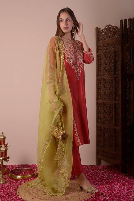 Buy_Surabhi Arya_Red Silk, Chanderi, Organza Beads, Zari Round Neck Embroidered Kurta Set _Online_at_Aza_Fashions