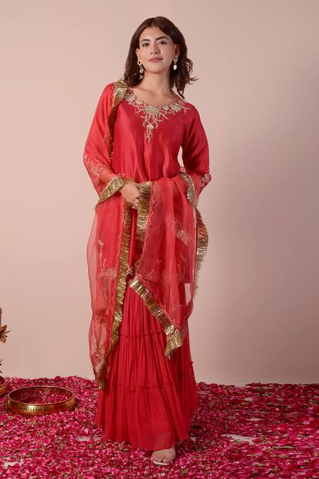 Buy_Surabhi Arya_Red Silk, Georgette, Organza Cut Work, Sequins, Neckline Embroidered Kurta Set _Online_at_Aza_Fashions