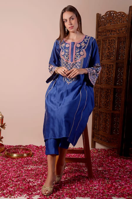 Surabhi Arya_Blue Silk, Chanderi Sequins, Zari Round Neck Embroidered Kurta And Pant Set _Online_at_Aza_Fashions