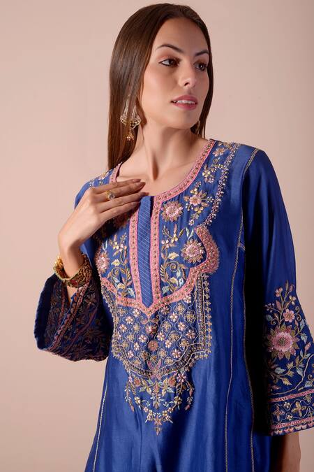 Surabhi Arya_Blue Silk, Chanderi Sequins, Zari Round Neck Embroidered Kurta And Pant Set _at_Aza_Fashions