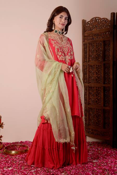 Buy_Surabhi Arya_Red Georgette, Organza Gota Patti, Sequins, Zari Split Embroidered Kurta Set _Online_at_Aza_Fashions