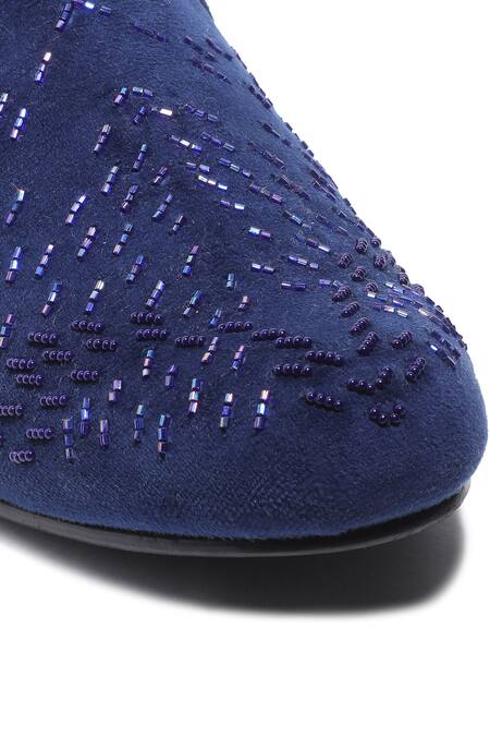 Buy Asuka Blue Embroidery Navy Velvet Mojari With Online at Aza Fashions Buy_Asuka_Blue Embroidery Navy Velvet Mojari With _Online_at_Aza_Fashions