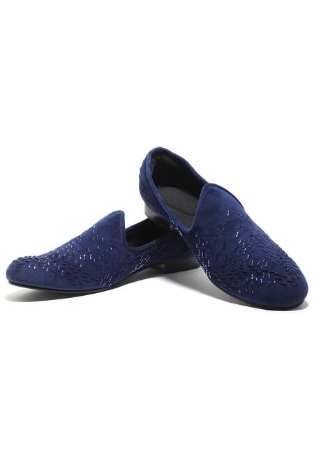 Shop Asuka Blue Embroidery Navy Velvet Mojari With Online at Aza Fashions Shop_Asuka_Blue Embroidery Navy Velvet Mojari With _Online_at_Aza_Fashions
