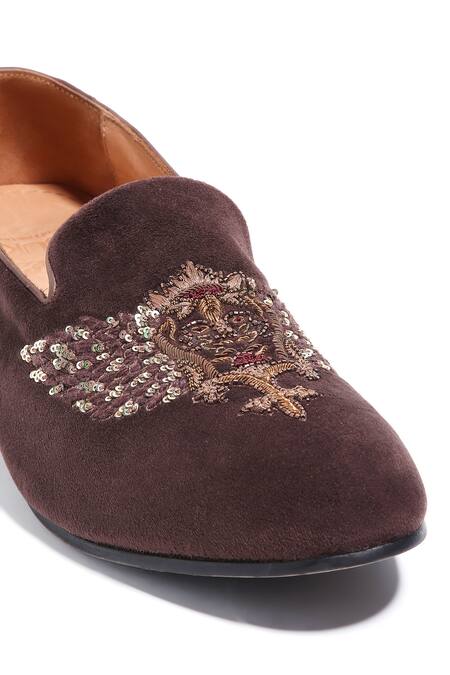 Buy Asuka Brown Embroidery Dabka And Cutdana Shoes Online at Aza Fashions Buy_Asuka_Brown Embroidery Dabka And Cutdana Shoes _Online_at_Aza_Fashions