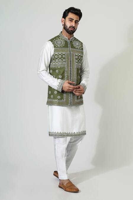 Chatenya Mittal_Off White Cotton, Silk Mirrors, Embroidery Floral Kurta And Nehru Jacket Set _Online_at_Aza_Fashions