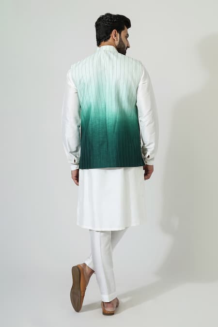 Chatenya Mittal Ombre Zari Embroidered Bundi & Kurta Set 