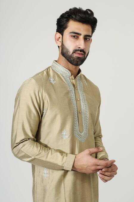 Shop_Chatenya Mittal_Gold Cotton, Silk Embroidery Aari Kurta Set _Online_at_Aza_Fashions