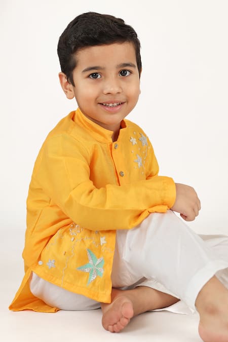 Buy_LA Dee DA_Yellow Silk Sequins, Gota Patti Starry Night Embroidered Kurta Set _Online_at_Aza_Fashions