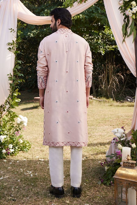 SHASHA GABA Geometric Embroidered Straight Kurta 