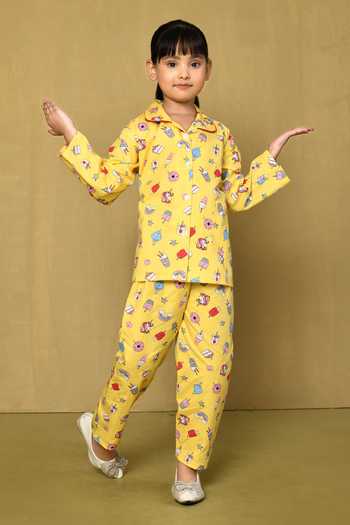 Buy_Petite Pomme_Yellow Cotton Cupcake And Unicorn Print Night Suit Set_Online_at_Aza_Fashions