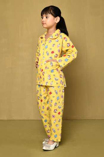 Shop_Petite Pomme_Yellow Cotton Cupcake And Unicorn Print Night Suit Set_Online_at_Aza_Fashions