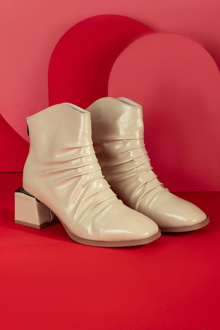 THE NICHE LABEL Cream Ruched Pattern Malala Ankle Boots 