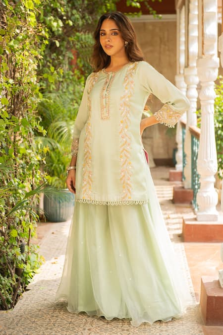 Ajiesh Oberoi Kriti Cutdana Embroidered Kurta Sharara Set 
