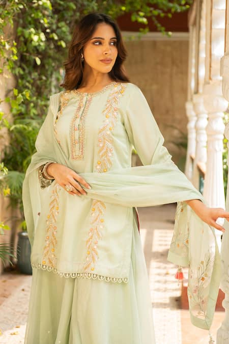 Ajiesh Oberoi Green Silk, Organza, Muslin Cut Work, Kriti Cutdana Kurta Sharara Set Online at Aza Fashions Ajiesh Oberoi_Green Silk, Organza, Muslin Cut Work, Kriti Cutdana Kurta Sharara Set _Online_at_Aza_Fashions