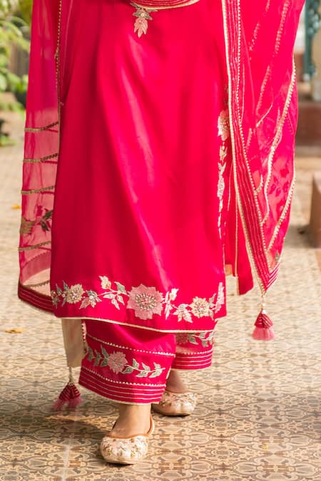 Shop Ajiesh Oberoi Pink Silk, Organza, Cotton Embroidery, Cut Work Manya Floral Kurta Palazzo Set Online at Aza Fashions Shop_Ajiesh Oberoi_Pink Silk, Organza, Cotton Embroidery, Cut Work Manya Floral Kurta Palazzo Set _Online_at_Aza_Fashions