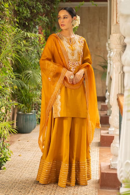 Ajiesh Oberoi_Yellow Silk, Organza, Muslin Embroidery, Cut Work Mustard Foliage Kurta Set _Online_at_Aza_Fashions