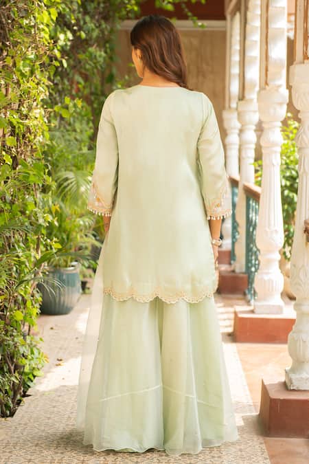 Ajiesh Oberoi Gehna Floral Embroidered Kurta Sharara Set 
