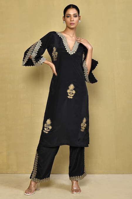 Samyukta Singhania Black French Crepe Embroidered Zari V Neck Kurta And Palazzo Set 