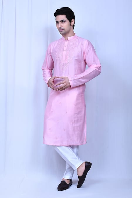 Aryavir Malhotra Embroidered Kurta & Pant Set 