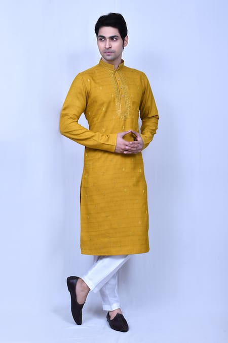 Aryavir Malhotra Thread Embroidered Kurta Pant Set 