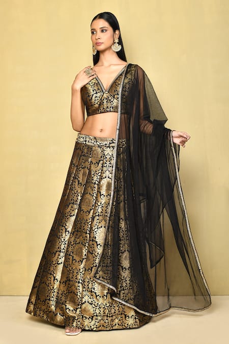 Samyukta Singhania Floral Pattern Lehenga Set 