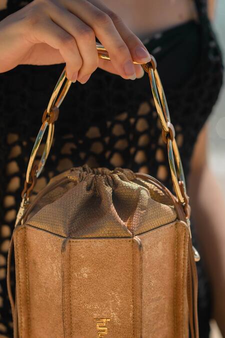 Buy Immri Brown Sunlit Structured Bucket Bag Online at Aza Fashions Buy_Immri_Brown Sunlit Structured Bucket Bag _Online_at_Aza_Fashions