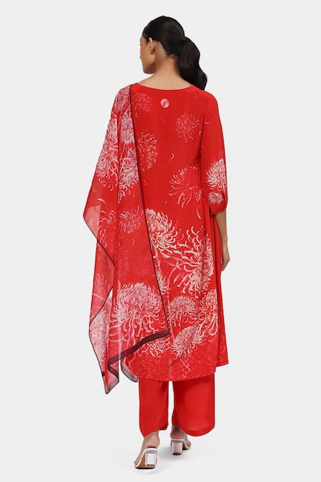 Shop Satya Paul Red Crepe Embroidery Keyhole Neck Blissful Blossom Print Kurta And Palazzo Set at Aza Fashions Shop_Satya Paul_Red Crepe Embroidery Keyhole Neck Blissful Blossom Print Kurta And Palazzo Set _at_Aza_Fashions