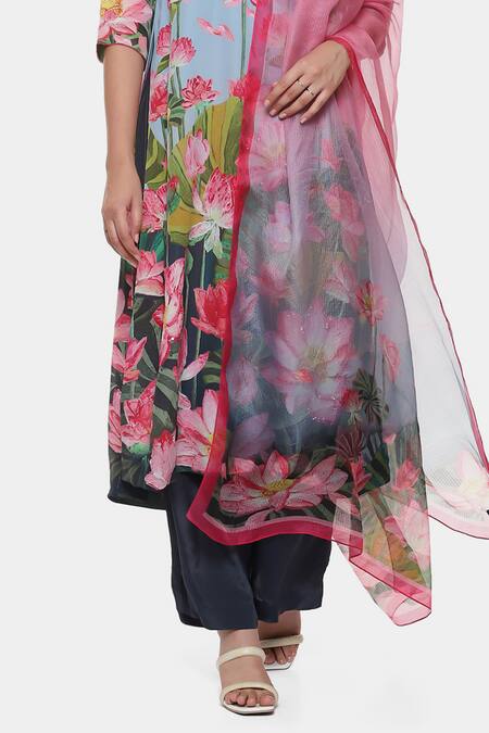Satya Paul_Pink Crepe Embroidery Split V-neck Artsy Lotus Print Kurta Pant Set _Online_at_Aza_Fashions