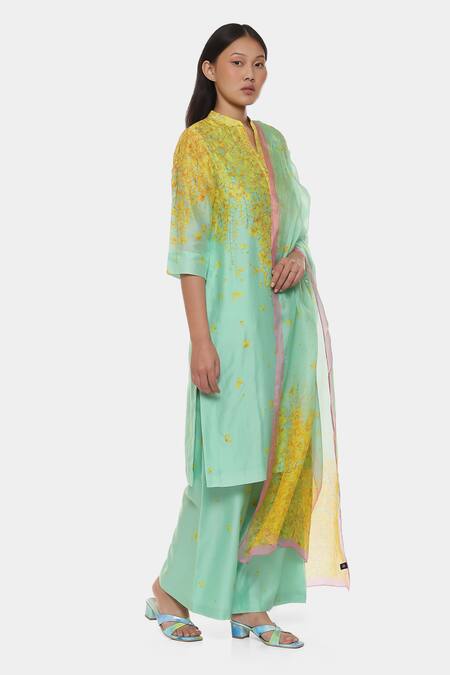 Shop Satya Paul Green Chanderi Split V-neck Floral Print Kurta Pant Set Online at Aza Fashions Shop_Satya Paul_Green Chanderi Split V-neck Floral Print Kurta Pant Set _Online_at_Aza_Fashions
