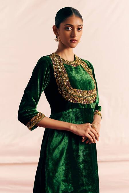 Buy_Mimamsaa_Green Silk, Velvet, Tissue Sequins, Embroidery Round Aagya Kurta Gharara Set _Online_at_Aza_Fashions
