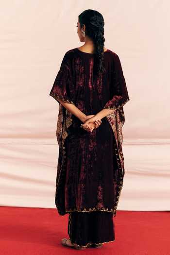 Mimamsaa Eknoor Border Embroidered Kaftan & Pant Set 