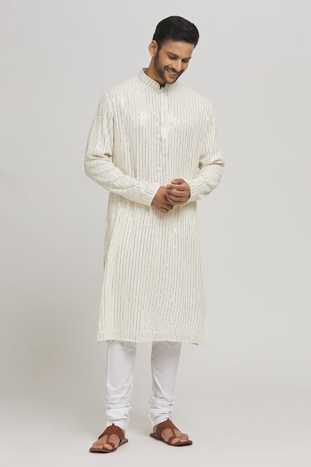 Aham-Vayam Chaandi Embroidered Cotton Kurta & Churidar Set 