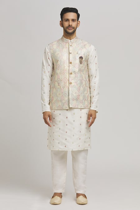 Buy_Aham-Vayam_Ivory Cotton Sequins, Embroidery Honeycomb Bundi Kurta Set _Online_at_Aza_Fashions