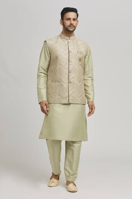 Aham-Vayam Chevron Embroidered Bundi Kurta Set 