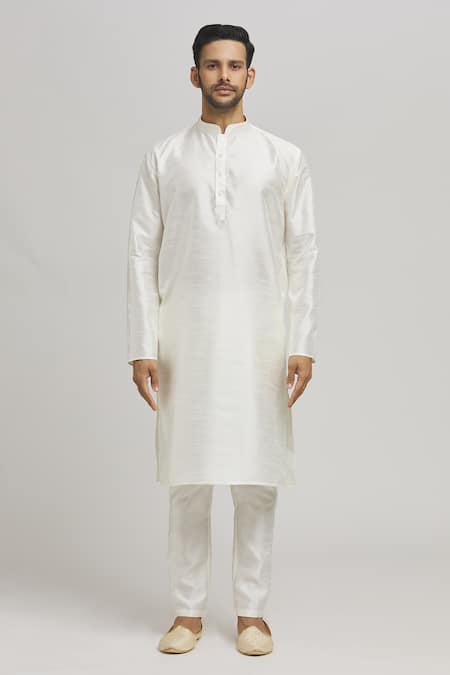 Aham-Vayam_Cream Cotton Sequins, Embroidery Thread Bundi Kurta Set _Online_at_Aza_Fashions