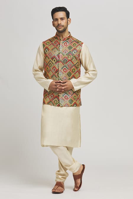 Aham-Vayam Tyohaar Embroidered Bundi Jacket 