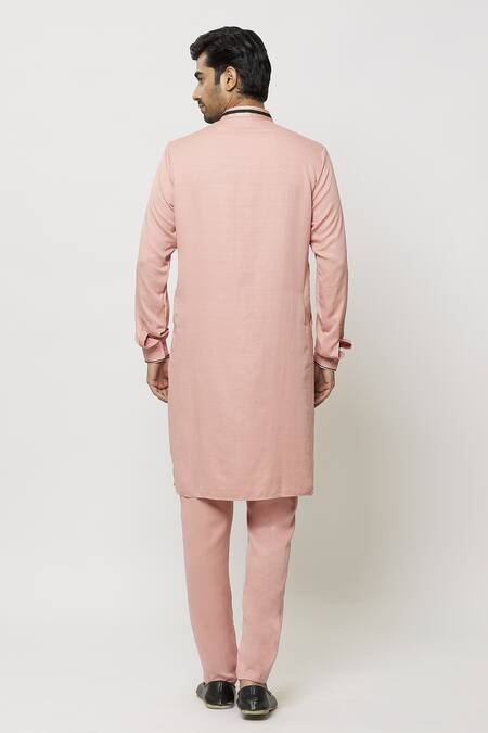 Shop Samyukta Singhania Pink Silk Embroidery Mandarin Collar Kurta at Aza Fashions Shop_Samyukta Singhania_Pink Silk Embroidery Mandarin Collar Kurta_at_Aza_Fashions