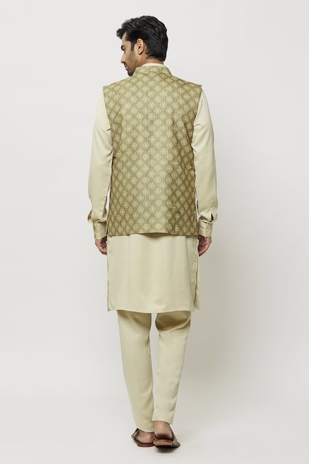 Shop Arihant Rai Sinha Green Silk Embroidery Mughal Print Art Nehru Jacket at Aza Fashions Shop_Arihant Rai Sinha_Green Silk Embroidery Mughal Print Art Nehru Jacket _at_Aza_Fashions