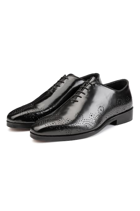 Buy_Shutiq_Black Roush Brogue Solid Lace-up Shoes_Online_at_Aza_Fashions