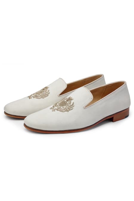 Buy_Shutiq_Ivory Embroidery Siraj Hand Slip-on Shoes _Online_at_Aza_Fashions