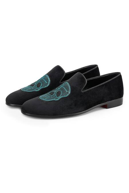 Buy_Shutiq_Black Embroidered Sugar Skull Face Slip-on Shoes _Online_at_Aza_Fashions