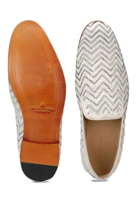 Shutiq Tehreez Ivory Hand Embroidered Slip-On Shoes 