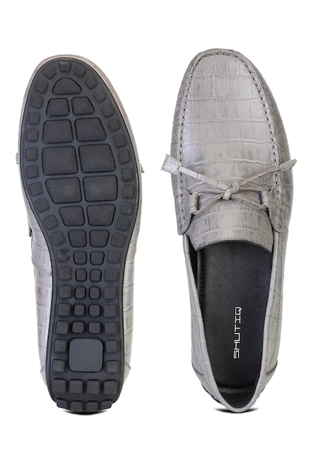 Shop Shutiq Grey Coenn Croco Leather Knotted Shoes at Aza Fashions Shop_Shutiq_Grey Coenn Croco Leather Knotted Shoes _at_Aza_Fashions